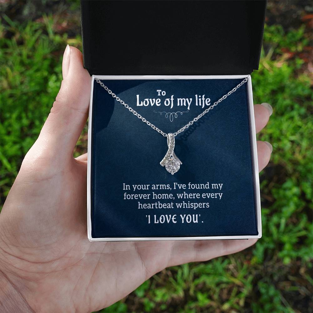 Alluring Beauty Ribbon Pendant Necklace, Gold Finish